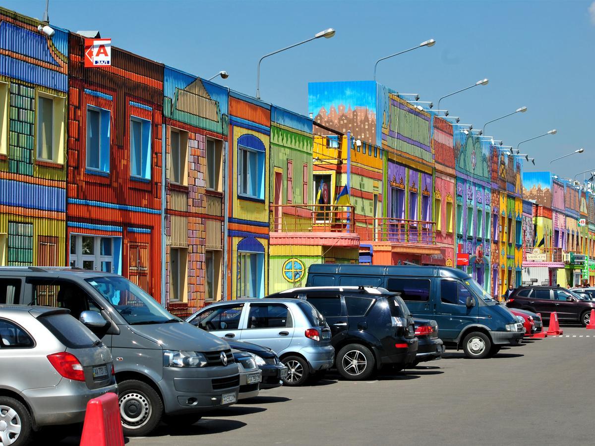 Hostel Darnitsa1 Kyiv Exterior photo
